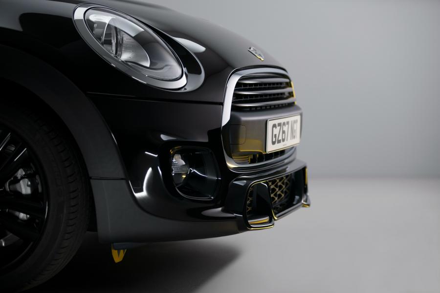 Детали экстерьера Mini Cooper 1499 GT (F56) 2017 года  (UK) (фото 4 из 30)